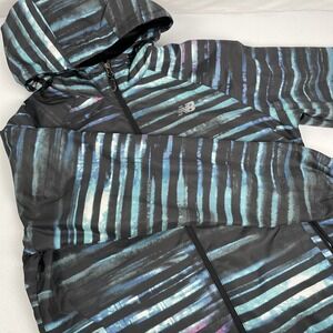 New Balance Rain Jacket Women's Size Large Striped Hooded Full Zip‎